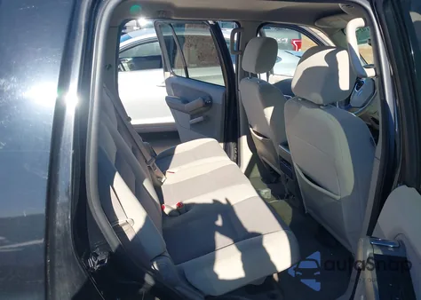 2007 Ford Explorer Xlt from USA, damaged, VIN 1FMEU63E67UB67451